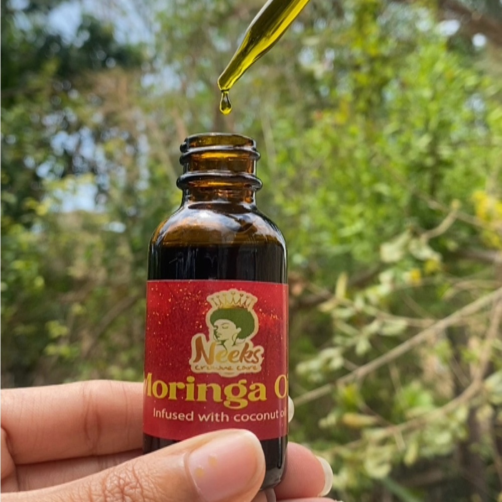 Moringa Oil infused with Coconut Oil Hand Crafted - Picture 3 of 4